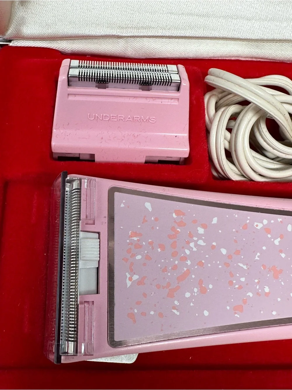 Vintage Lady Remington model LR-70M confetti pink shaver original case 2 heads